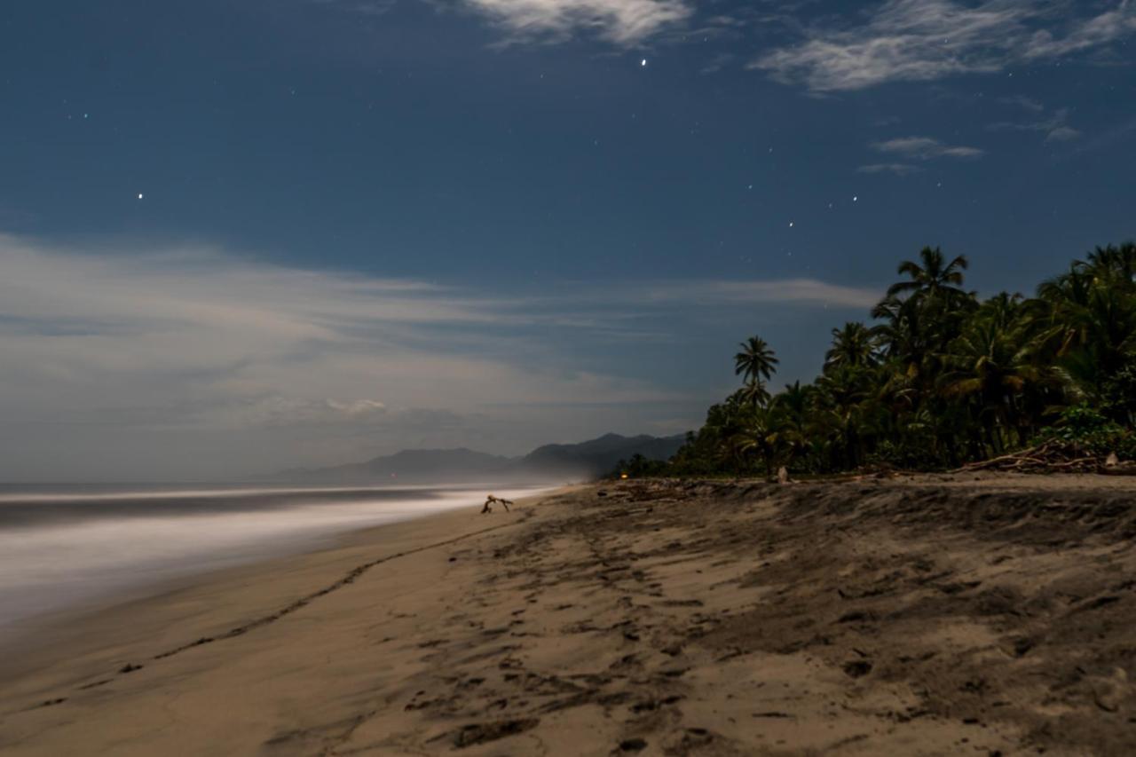 Los Hermanos Beach Hostal Guachaca Buitenkant foto