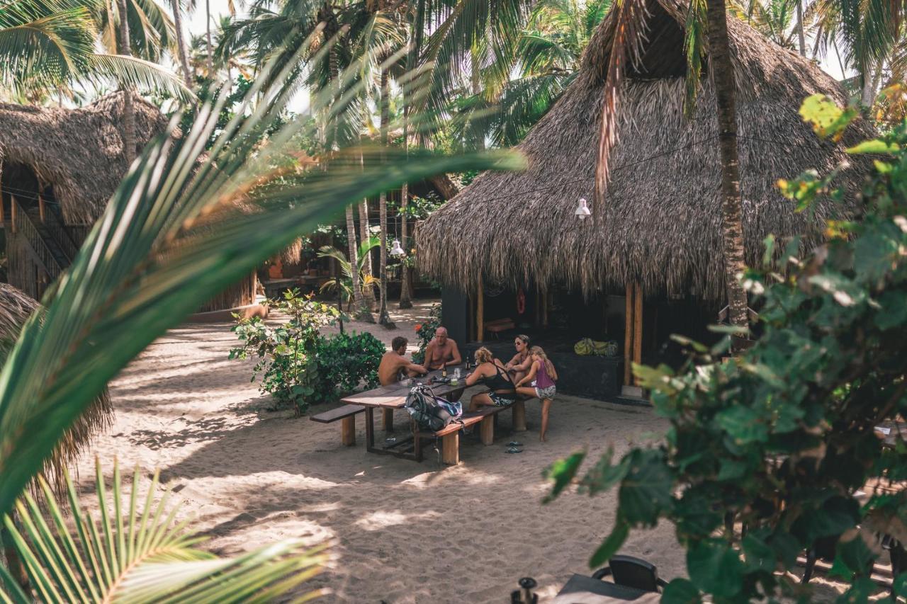 Los Hermanos Beach Hostal Guachaca Buitenkant foto