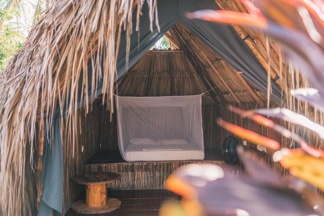 Los Hermanos Beach Hostal Guachaca Buitenkant foto